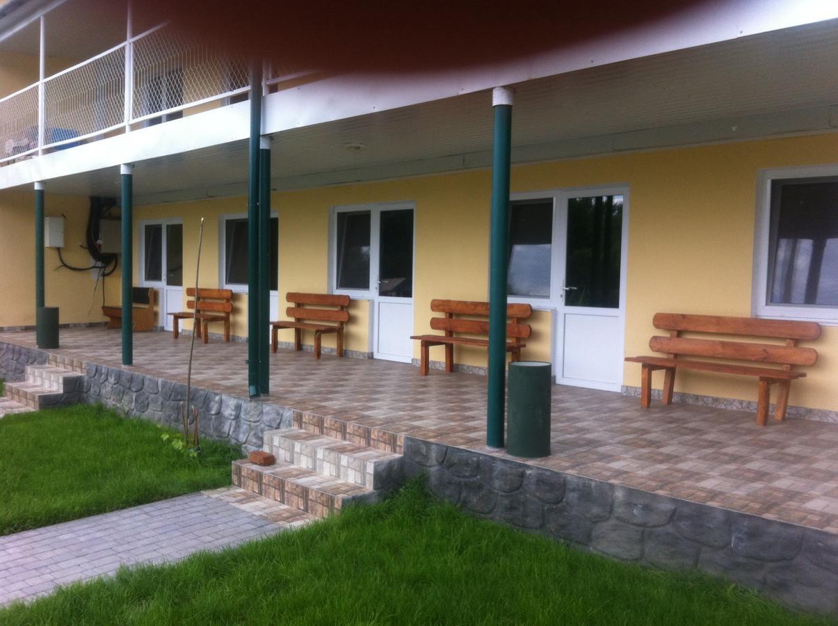 Рыбное Место Hotel Troitskoye Eksteriør billede